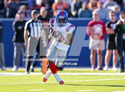 Thumbnail 3 in Duncanville vs. Rockwall (UIL 6A Division 1 Semifinal) photogallery.