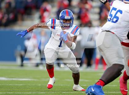 Thumbnail 2 in Duncanville vs. Rockwall (UIL 6A Division 1 Semifinal) photogallery.