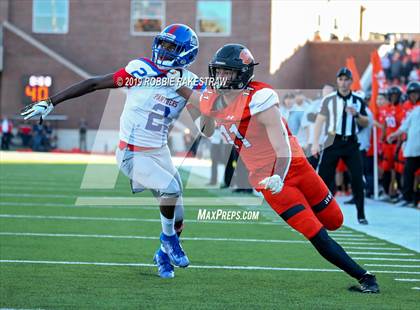 Thumbnail 1 in Duncanville vs. Rockwall (UIL 6A Division 1 Semifinal) photogallery.
