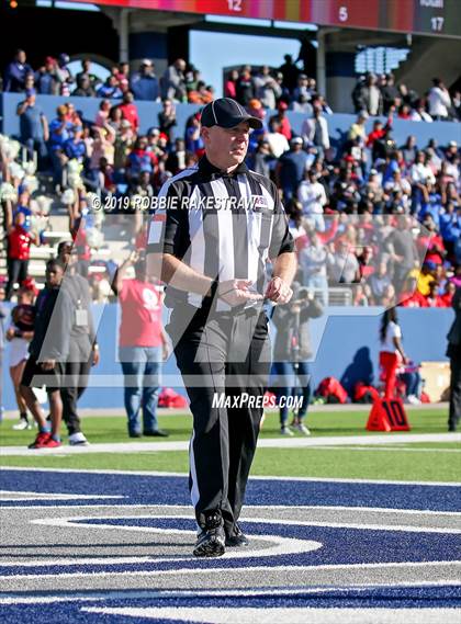 Thumbnail 2 in Duncanville vs. Rockwall (UIL 6A Division 1 Semifinal) photogallery.