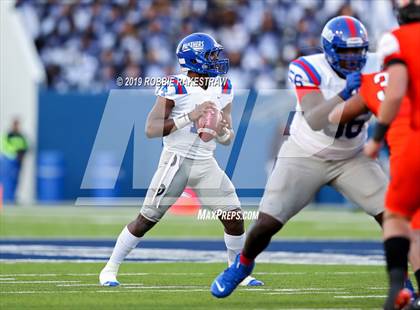Thumbnail 1 in Duncanville vs. Rockwall (UIL 6A Division 1 Semifinal) photogallery.