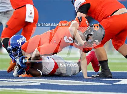 Thumbnail 2 in Duncanville vs. Rockwall (UIL 6A Division 1 Semifinal) photogallery.