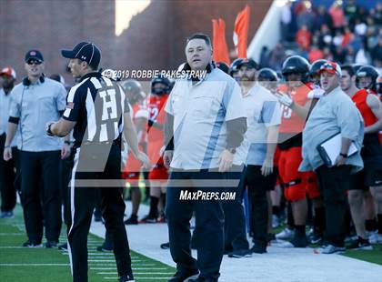 Thumbnail 3 in Duncanville vs. Rockwall (UIL 6A Division 1 Semifinal) photogallery.