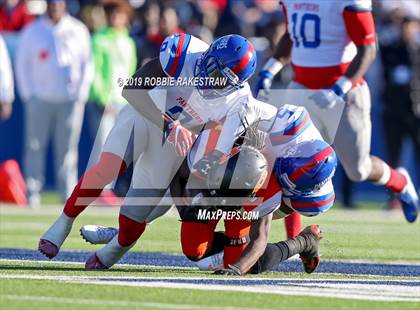 Thumbnail 1 in Duncanville vs. Rockwall (UIL 6A Division 1 Semifinal) photogallery.