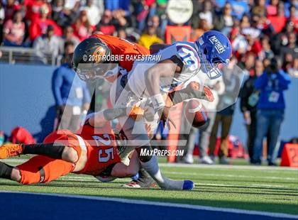 Thumbnail 2 in Duncanville vs. Rockwall (UIL 6A Division 1 Semifinal) photogallery.