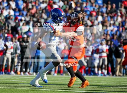 Thumbnail 3 in Duncanville vs. Rockwall (UIL 6A Division 1 Semifinal) photogallery.