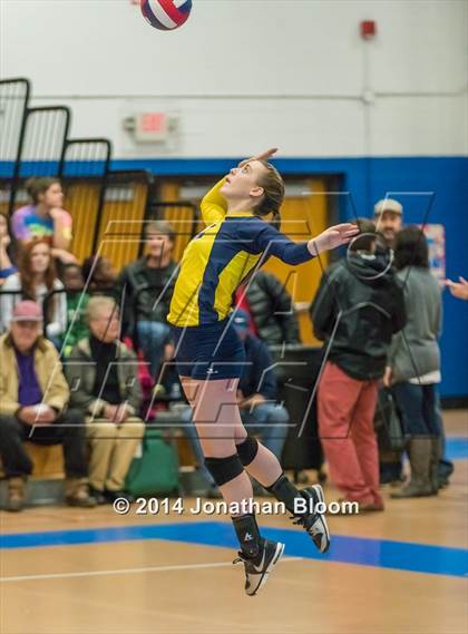 Thumbnail 3 in RHAM vs. Farmington (CIAC Class L Final) photogallery.