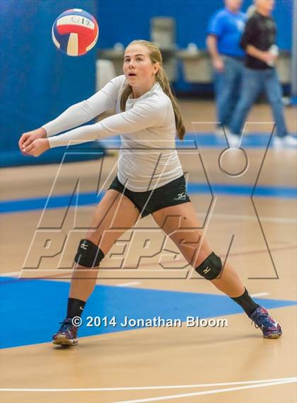 Thumbnail 1 in RHAM vs. Farmington (CIAC Class L Final) photogallery.