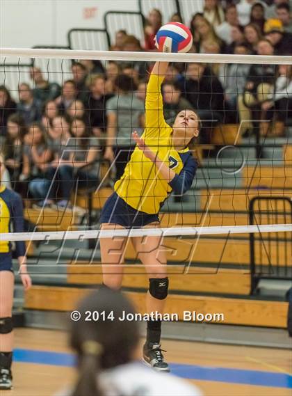 Thumbnail 1 in RHAM vs. Farmington (CIAC Class L Final) photogallery.