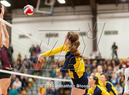 Thumbnail 1 in RHAM vs. Farmington (CIAC Class L Final) photogallery.