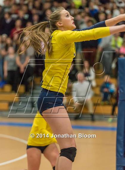 Thumbnail 2 in RHAM vs. Farmington (CIAC Class L Final) photogallery.