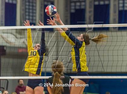 Thumbnail 1 in RHAM vs. Farmington (CIAC Class L Final) photogallery.
