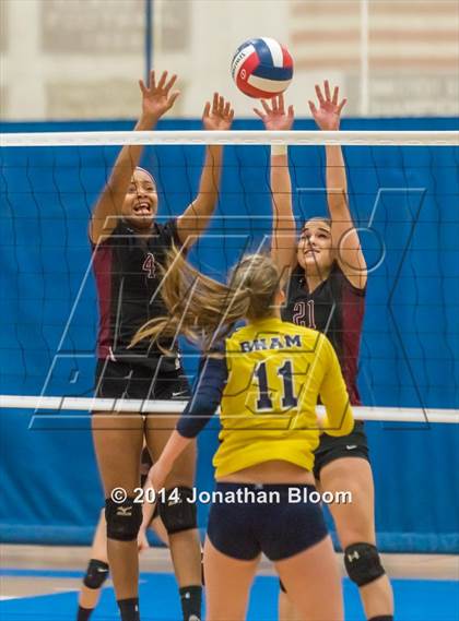 Thumbnail 2 in RHAM vs. Farmington (CIAC Class L Final) photogallery.
