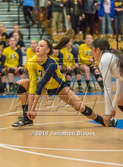 Thumbnail 3 in RHAM vs. Farmington (CIAC Class L Final) photogallery.