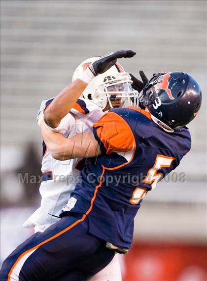 Thumbnail 2 in Timpview vs. Mountain Crest (4A semifinal) photogallery.