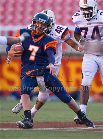 Thumbnail 3 in Timpview vs. Mountain Crest (4A semifinal) photogallery.