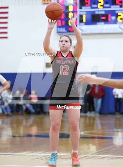 Thumbnail 3 in Circleville vs Fairfield Union (OHSAA D4 District Final) photogallery.