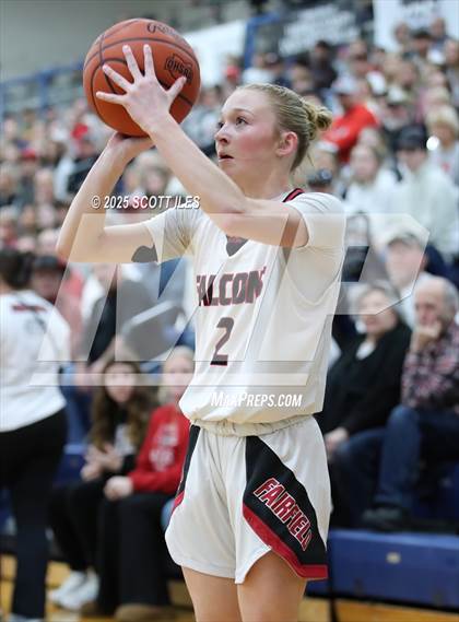 Thumbnail 2 in Circleville vs Fairfield Union (OHSAA D4 District Final) photogallery.