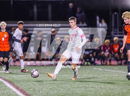 Thumbnail 2 in St. John's @ Newton North (MIAA Division 1 Round of 32) photogallery.