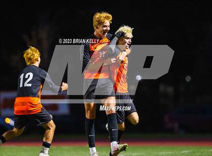 Thumbnail 2 in St. John's @ Newton North (MIAA Division 1 Round of 32) photogallery.