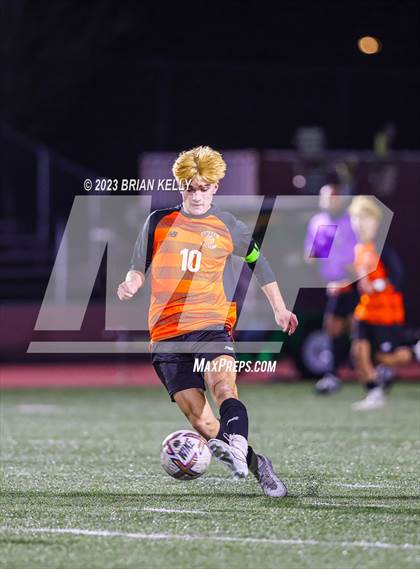 Thumbnail 1 in St. John's @ Newton North (MIAA Division 1 Round of 32) photogallery.