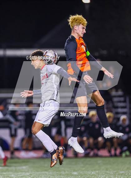 Thumbnail 2 in St. John's @ Newton North (MIAA Division 1 Round of 32) photogallery.