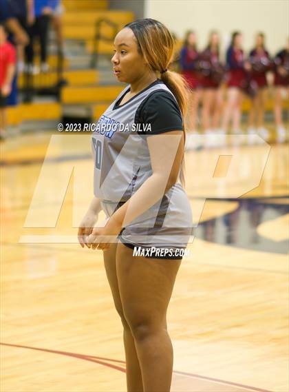 Thumbnail 1 in Tompkins vs Paetow photogallery.