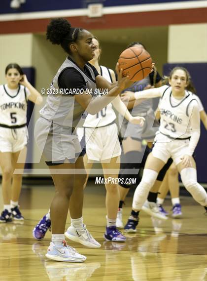 Thumbnail 3 in Tompkins vs Paetow photogallery.