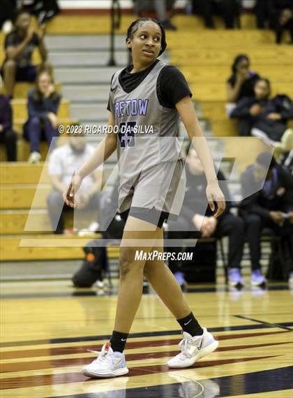 Thumbnail 3 in Tompkins vs Paetow photogallery.