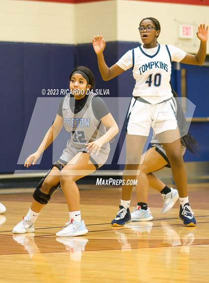 Thumbnail 2 in Tompkins vs Paetow photogallery.
