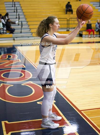 Thumbnail 1 in Tompkins vs Paetow photogallery.