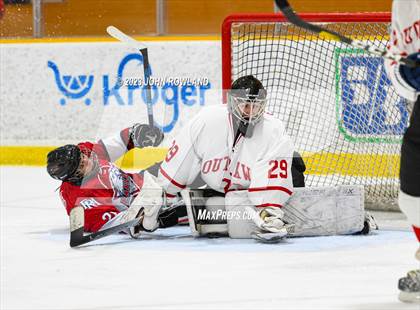 Thumbnail 1 in Brentwood Academy vs Outlaws photogallery.