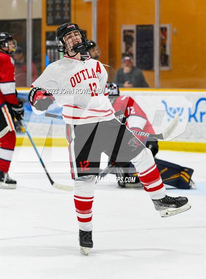 Thumbnail 2 in Brentwood Academy vs Outlaws photogallery.