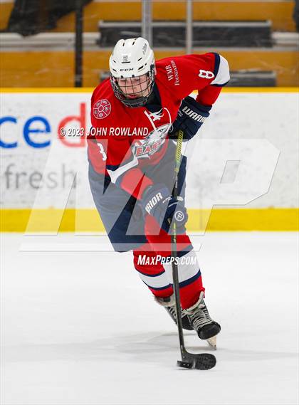 Thumbnail 2 in Brentwood Academy vs Outlaws photogallery.