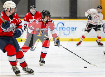 Thumbnail 3 in Brentwood Academy vs Outlaws photogallery.