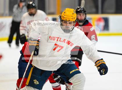Thumbnail 2 in Brentwood Academy vs Outlaws photogallery.