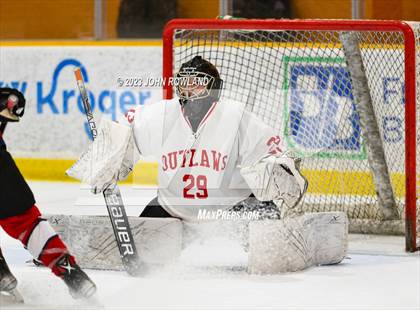 Thumbnail 3 in Brentwood Academy vs Outlaws photogallery.