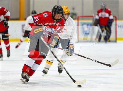 Thumbnail 1 in Brentwood Academy vs Outlaws photogallery.