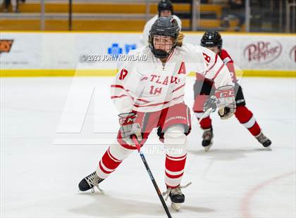 Thumbnail 3 in Brentwood Academy vs Outlaws photogallery.