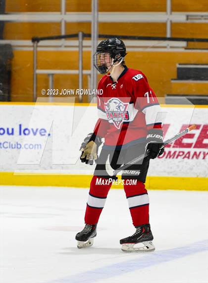 Thumbnail 2 in Brentwood Academy vs Outlaws photogallery.
