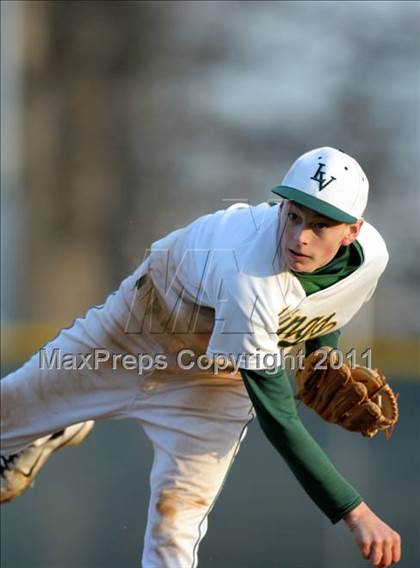 Thumbnail 1 in Oakton @ Loudoun Valley photogallery.