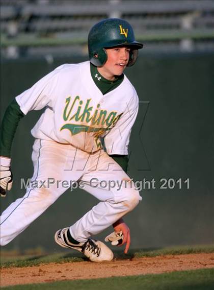 Thumbnail 2 in Oakton @ Loudoun Valley photogallery.