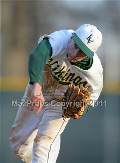 Thumbnail 2 in Oakton @ Loudoun Valley photogallery.