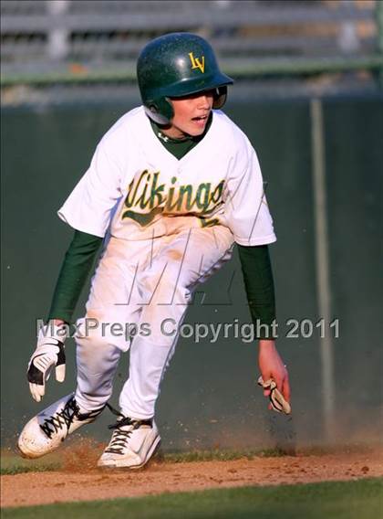 Thumbnail 1 in Oakton @ Loudoun Valley photogallery.