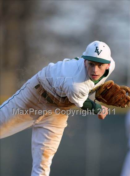 Thumbnail 2 in Oakton @ Loudoun Valley photogallery.