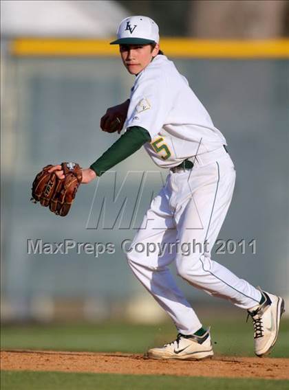 Thumbnail 2 in Oakton @ Loudoun Valley photogallery.