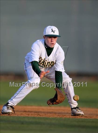 Thumbnail 1 in Oakton @ Loudoun Valley photogallery.