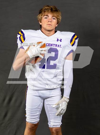 Thumbnail 2 in DeSoto Central (Team and Individual) photogallery.