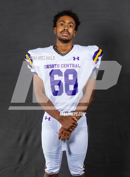 Thumbnail 2 in DeSoto Central (Team and Individual) photogallery.