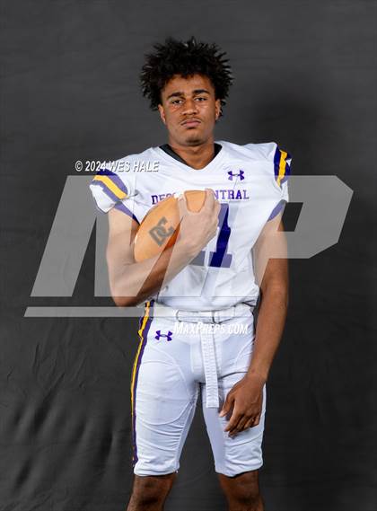Thumbnail 3 in DeSoto Central (Team and Individual) photogallery.
